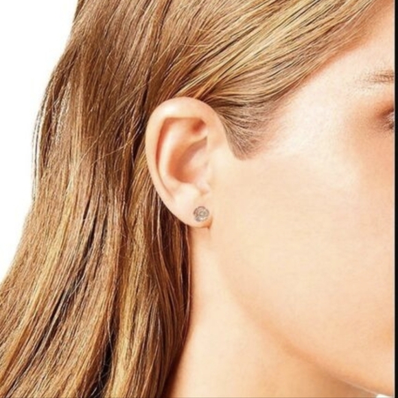 Coach Open Circle Necklace & Tea Rose Stud Earrings Set - Picture 7 of 15